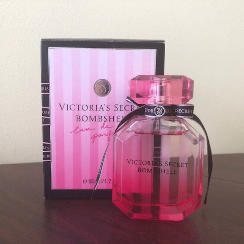 Victoria's Secret Bombshell